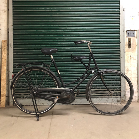 Childens seat attachment a dutch bike